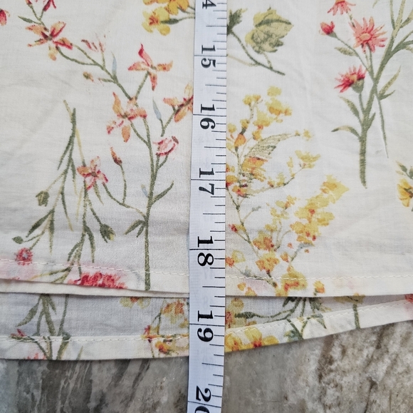 MINK Ivory Floral Puff Sleeve Cotton Blouse Lace Trim Women’s Medium - Picture 11 of 11